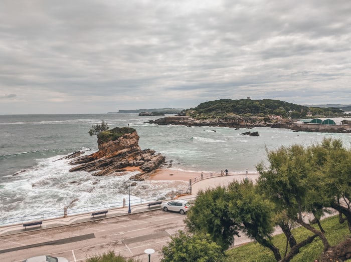 playa del camello santander