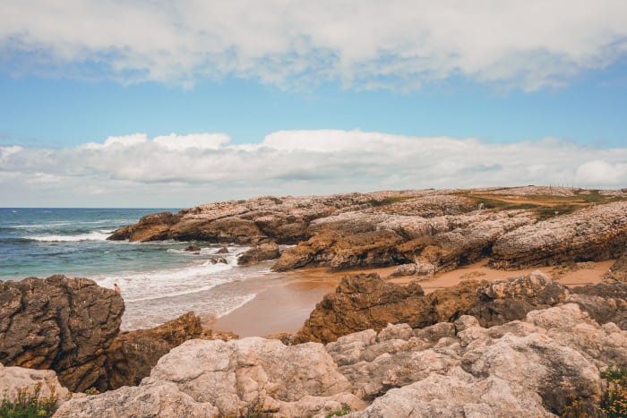 playa de la rosamunda santander