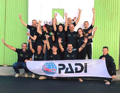 IDC Estartit - Cursos de Instructor PADI